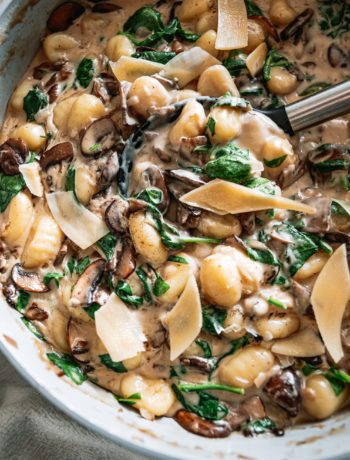 One Pot Creamy Mushroom Gnocchi The Seasonal Junkie